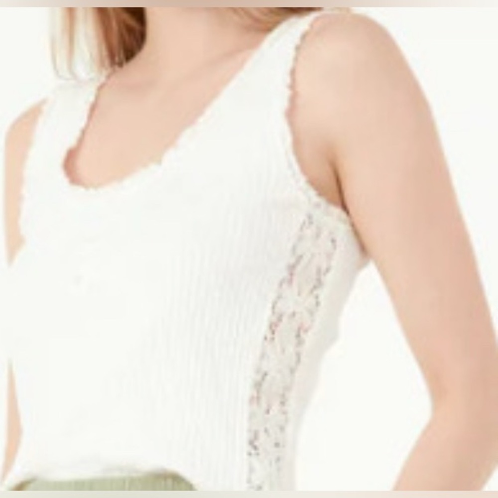 Endless Rose Set: Pastel Floral Lace Trim Mini
Skirt Off White Tank: Size M - Picture 6 of 15